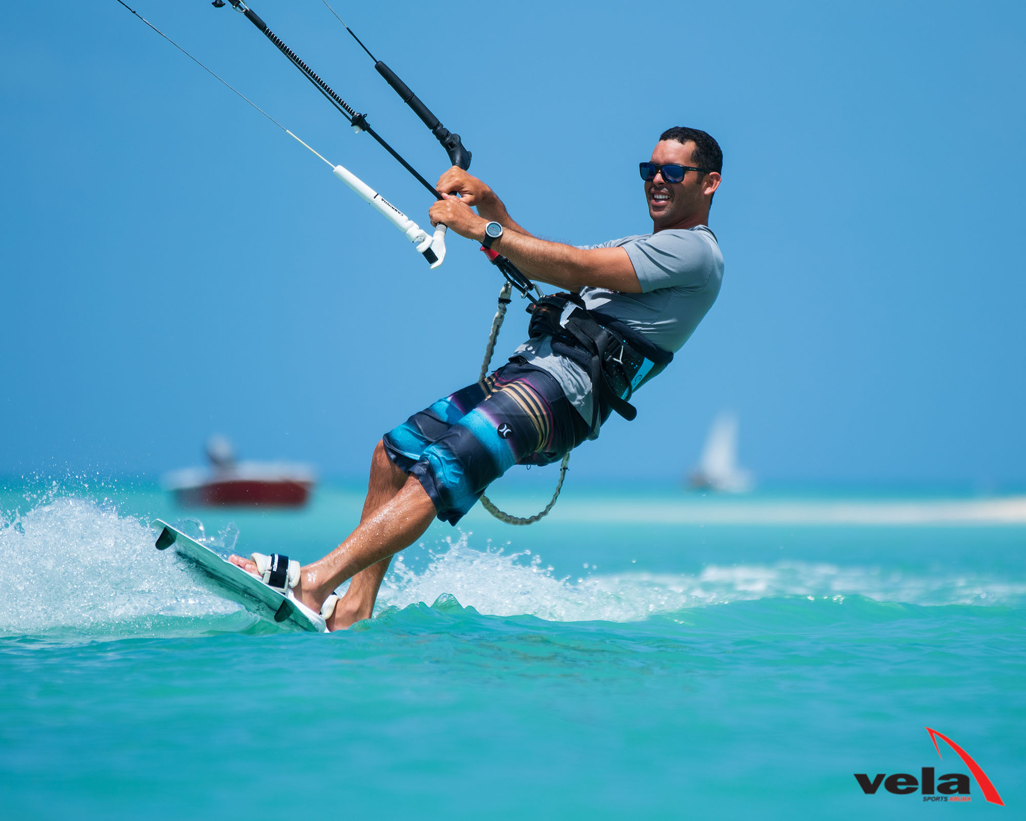 Kitesurfing vs Windsurfing