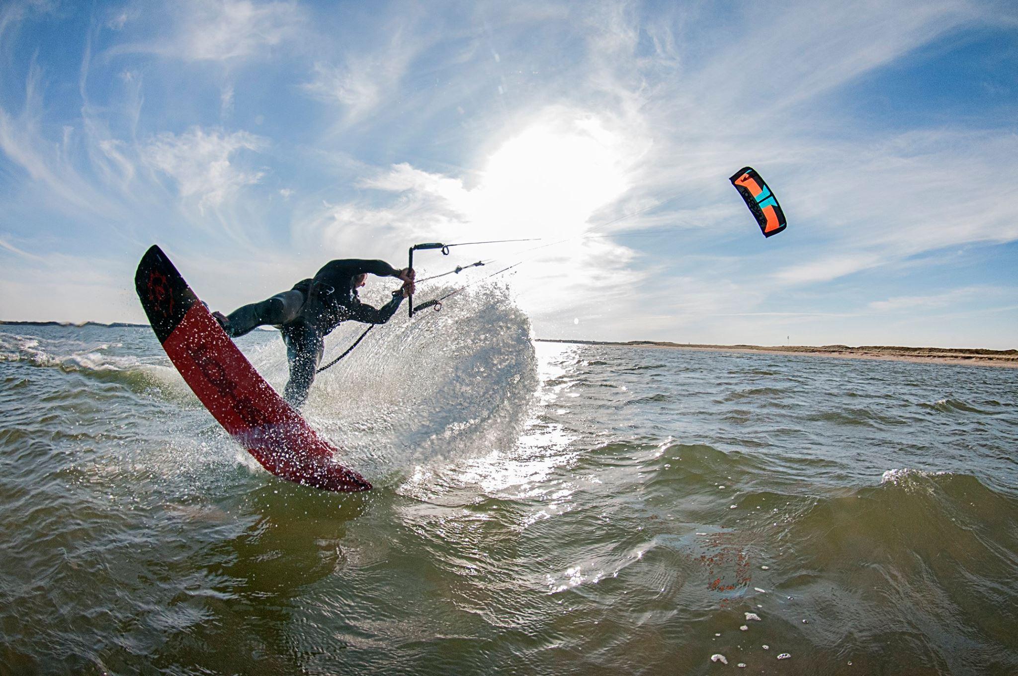 what is kite surfing